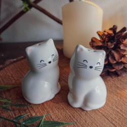 Chat-lière et Poivrière