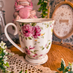 Mug Fleuri Beige & Rose en Porcelaine – Charme Romantique