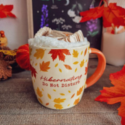 Kit d'Hibernation d'Automne – Mug, Chaussettes & Masque de Nuit