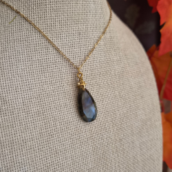 Collier « Éclat de Lune »
